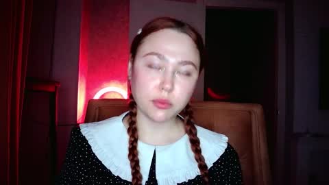 Snapshot of lolamint_ chatting on September 25, 2025, 2:54 pm Lola online show from September 25, 2025, 2:54 pm