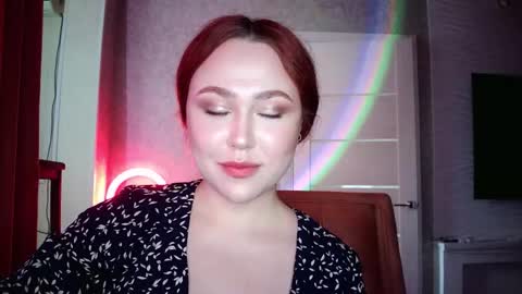 Snapshot of lolamint_ chatting on September 30, 2025, 12:32 pm Lola online show from September 30, 2025, 12:32 pm