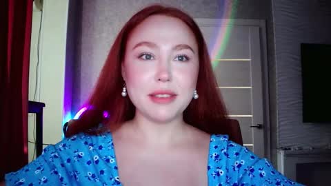 Snapshot of lolamint_ chatting on October 10, 2025, 12:04 pm Lola online show from October 10, 2025, 12:04 pm
