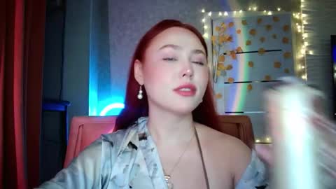 Snapshot of lolamint_ chatting on October 24, 2025, 1:07 pm Lola online show from October 24, 2025, 1:07 pm