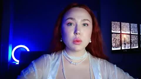 Snapshot of lolamint_ chatting on November 1, 2025, 12:29 pm Lola online show from November 1, 2025, 12:29 pm