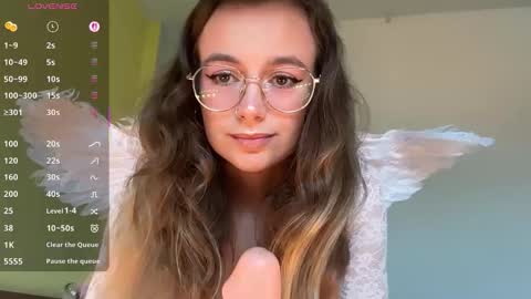 Lolatheangel online show from November 16, 2025, 4:51 am