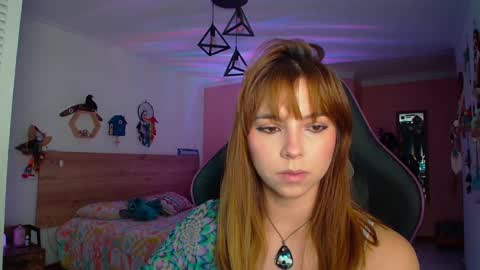 Snapshot of lolaverse chatting on October 12, 2025, 10:09 pm Lola doll online show from October 12, 2025, 10:09 pm