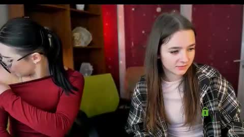 Snapshot of lole_ti chatting on January 18, 2026, 7:17 pm lole ti online show from January 18, 2026, 7:17 pm