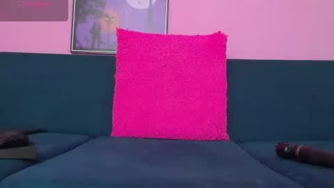 Snapshot of loli_girl_hot1 chatting on March 5, 2025, 12:11 pm camila online show from March 5, 2025, 12:11 pm