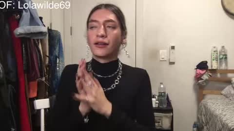 Lolita Wildes Back  online show from October 14, 2025, 6:14 am