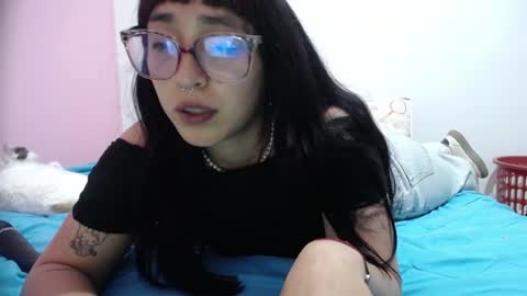 Lolita  online show from January 11, 2025, 5:10 am