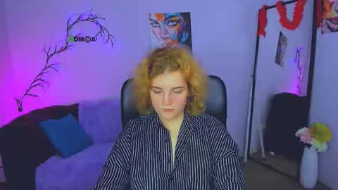 lolli_popsi online show from December 5, 2025, 1:31 pm