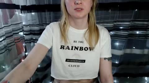 Snapshot of lollifox_1 chatting on February 2, 2025, 1:19 pm Lisa online show from February 2, 2025, 1:19 pm