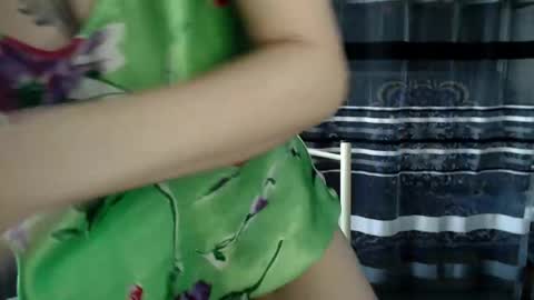 Snapshot of lollifox_1 chatting on October 19, 2025, 7:20 am Lisa online show from October 19, 2025, 7:20 am