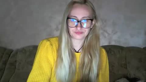 Lolly online show from December 22, 2025, 8:22 am