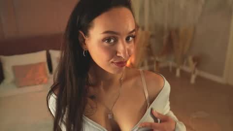 Snapshot of lolly_neal chatting on March 10, 2026, 4:12 pm Lolly online show from March 10, 2026, 4:12 pm