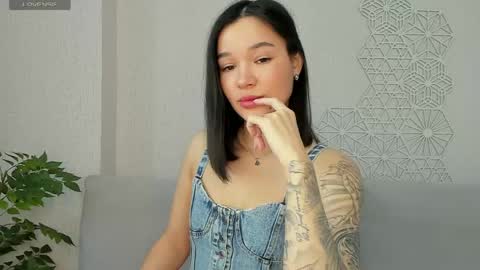 Snapshot of lolly_turner chatting on April 8, 2026, 5:07 am lolly_turner online show from April 8, 2026, 5:07 am