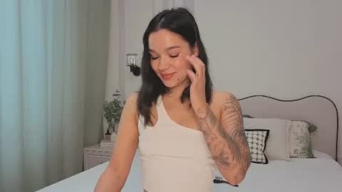 lolly_turner online show from June 25, 2026, 4:23 am