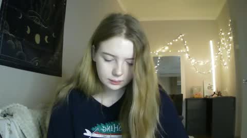 Lilly online show from December 23, 2024, 5:11 pm