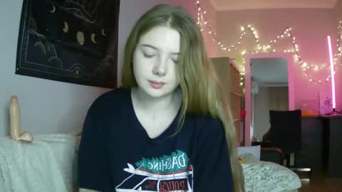 Lilly online show from December 26, 2024, 4:14 pm