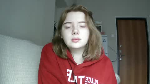 Lilly online show from February 7, 2025, 1:32 pm