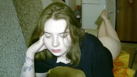 Lilly online show from February 14, 2025, 9:32 pm