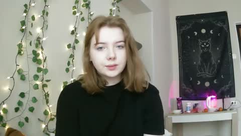 Lilly online show from February 18, 2025, 12:28 pm