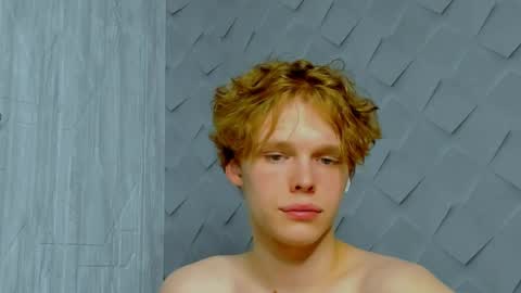 Nelis online show from April 21, 2026, 1:42 am