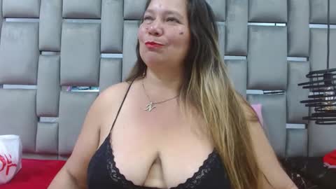 loly47 online show from October 10, 2025, 10:09 pm