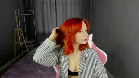 Loly online show from April 10, 2026, 1:11 am