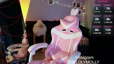 Molli online show from December 13, 2024, 5:10 pm