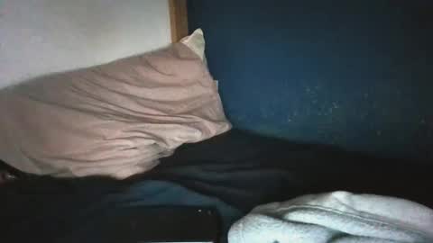 lomascok23 online show from September 15, 2025, 12:43 am