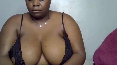 lomyenom56 online show from April 10, 2026, 3:23 am