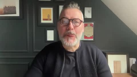 EnglishBear online show from February 19, 2026, 10:55 am