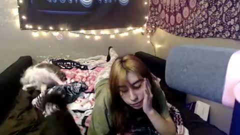 Snapshot of londonray chatting on July 1, 2026, 10:31 pm londonray online show from July 1, 2026, 10:31 pm