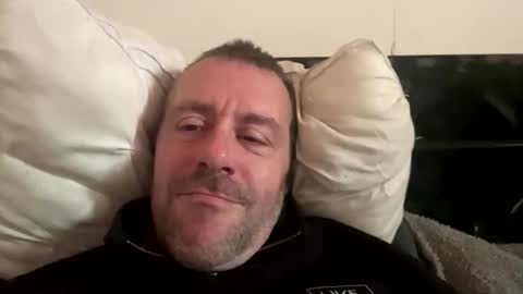 londonsbigbenxxx online show from October 2, 2025, 9:16 am