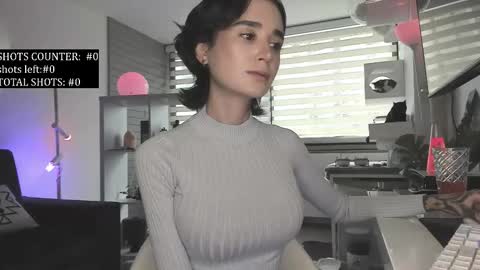 SABRINA online show from November 8, 2025, 6:18 pm