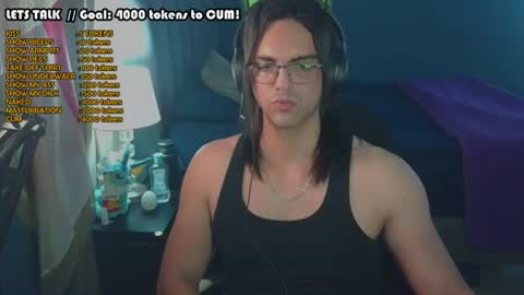 Snapshot of lonely_sheep chatting on June 10, 2026, 7:07 am Lonely Sheep online show from June 10, 2026, 7:07 am