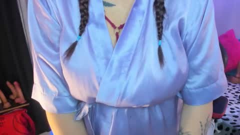 Jennifer  online show from September 19, 2025, 9:26 pm