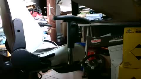 Snapshot of lonelypumabreizh chatting on December 27, 2024, 1:07 pm Pumabreizh online show from December 27, 2024, 1:07 pm