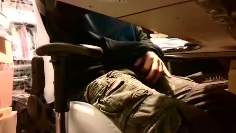 Snapshot of lonelypumabreizh chatting on January 12, 2025, 6:06 am Pumabreizh online show from January 12, 2025, 6:06 am
