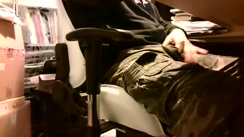 Snapshot of lonelypumabreizh chatting on February 5, 2025, 7:07 am Pumabreizh online show from February 5, 2025, 7:07 am