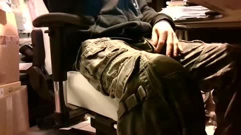 Snapshot of lonelypumabreizh chatting on February 25, 2025, 6:14 am Pumabreizh online show from February 25, 2025, 6:14 am