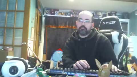Snapshot of longandcut99 chatting on March 13, 2026, 3:18 pm longandcut99 online show from March 13, 2026, 3:18 pm