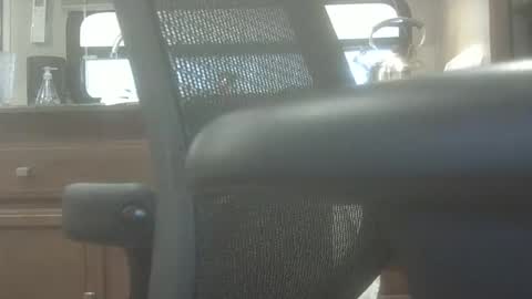 Snapshot of longbranch22 chatting on November 1, 2025, 3:25 pm longbranch22 online show from November 1, 2025, 3:25 pm