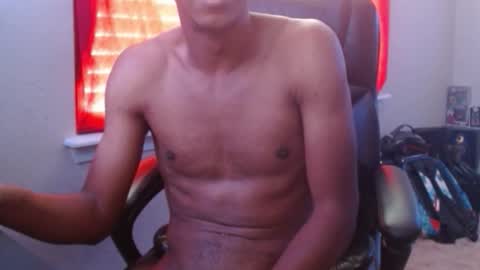 LongKnoxSteel online show from November 2, 2025, 12:40 pm