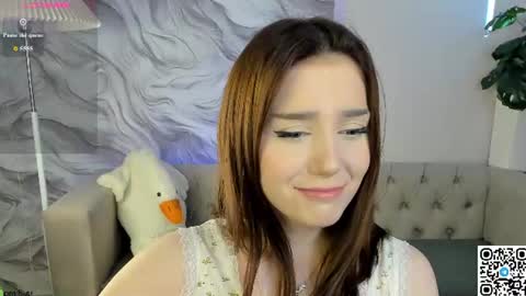 Snapshot of lonny_peach chatting on August 4, 2026, 2:59 am Luna online show from August 4, 2026, 2:59 am