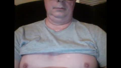look823 online show from December 24, 2024, 2:21 am