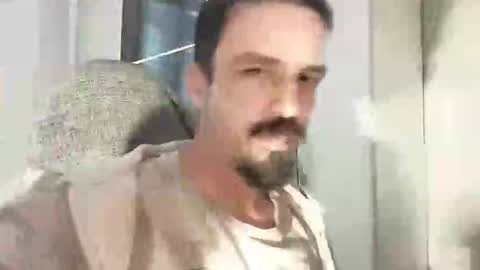 Lucas online show from November 21, 2025, 1:10 pm