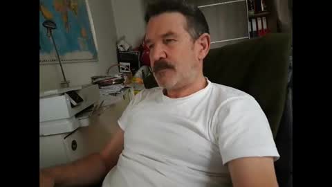 Snapshot of lookercgn chatting on January 6, 2025, 12:02 pm lookercgn online show from January 6, 2025, 12:02 pm