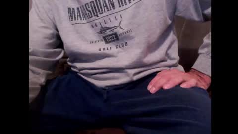 looking469 online show from October 13, 2025, 3:17 am