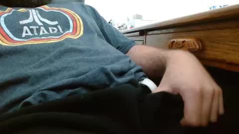 Snapshot of looking4milf21 chatting on October 28, 2025, 5:37 pm looking4milf21 online show from October 28, 2025, 5:37 pm