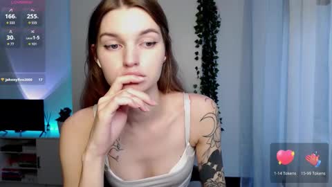 Luna online show from October 27, 2025, 7:12 am