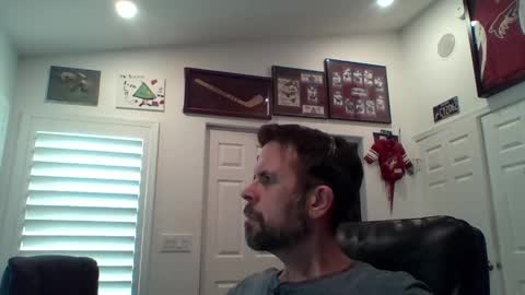 lookyherre online show from April 2, 2026, 5:21 pm